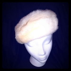 Vintage White cream Pill box hat